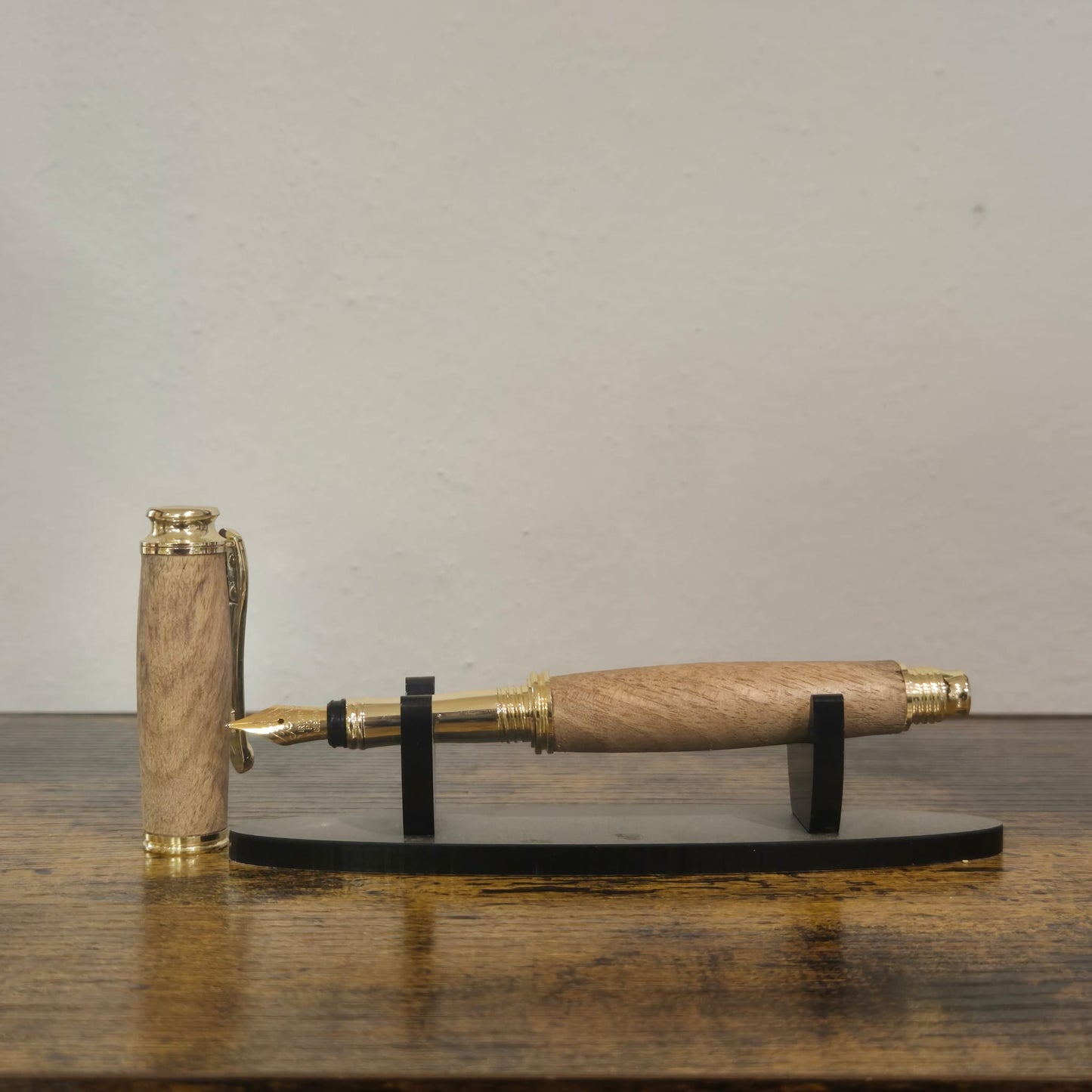 Mastro Jack -penna stilografica in noce