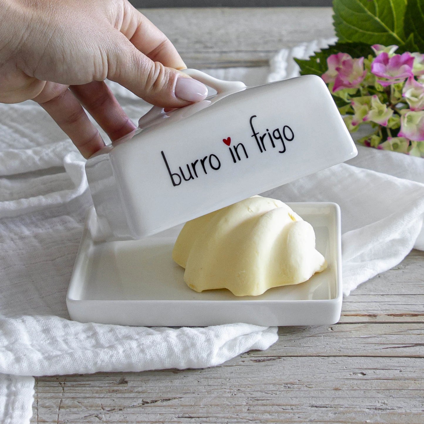 Simple Day -burro in frigo